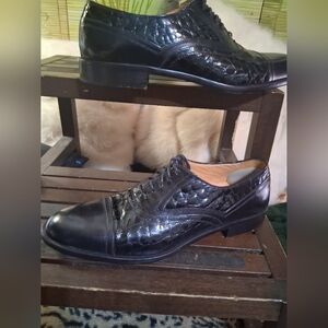 Sleek Black Men's Oxford Shoes